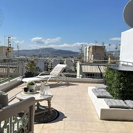 Appartement Small Oasis-ueber Den Daechern Von Athene